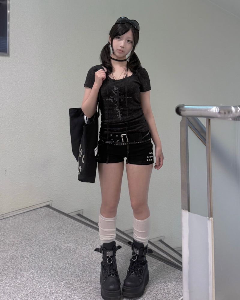 受注制【nmtc+】Studded Belt Shorts