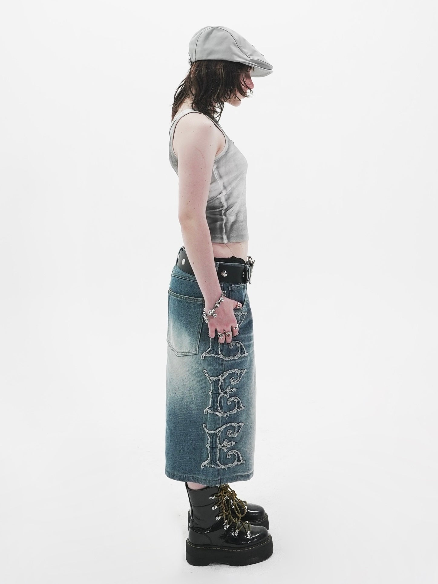 【E RIN AI E】ASH GEMINI SLEEVELESS