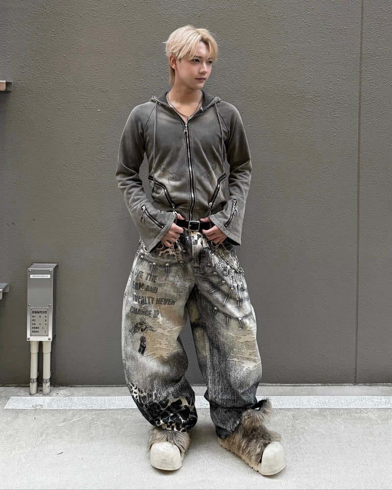国際配送【Never mind the XU】Leopard graphic washed denim pants