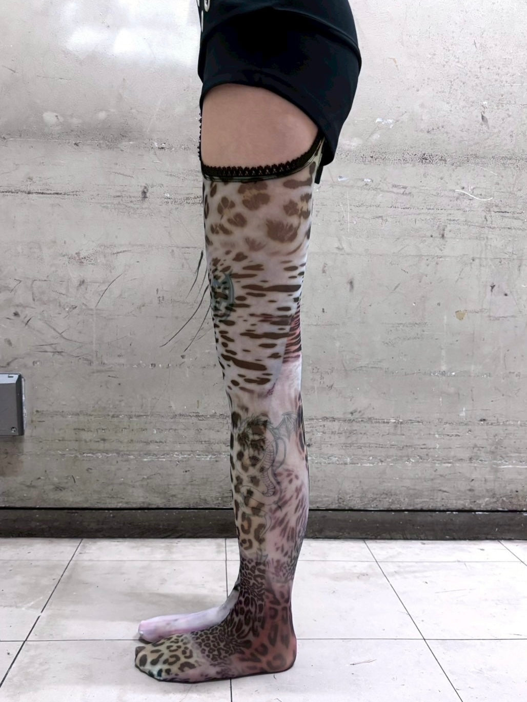 7/11 20:00発売　【BABY09】Leopard Tattoo Garters