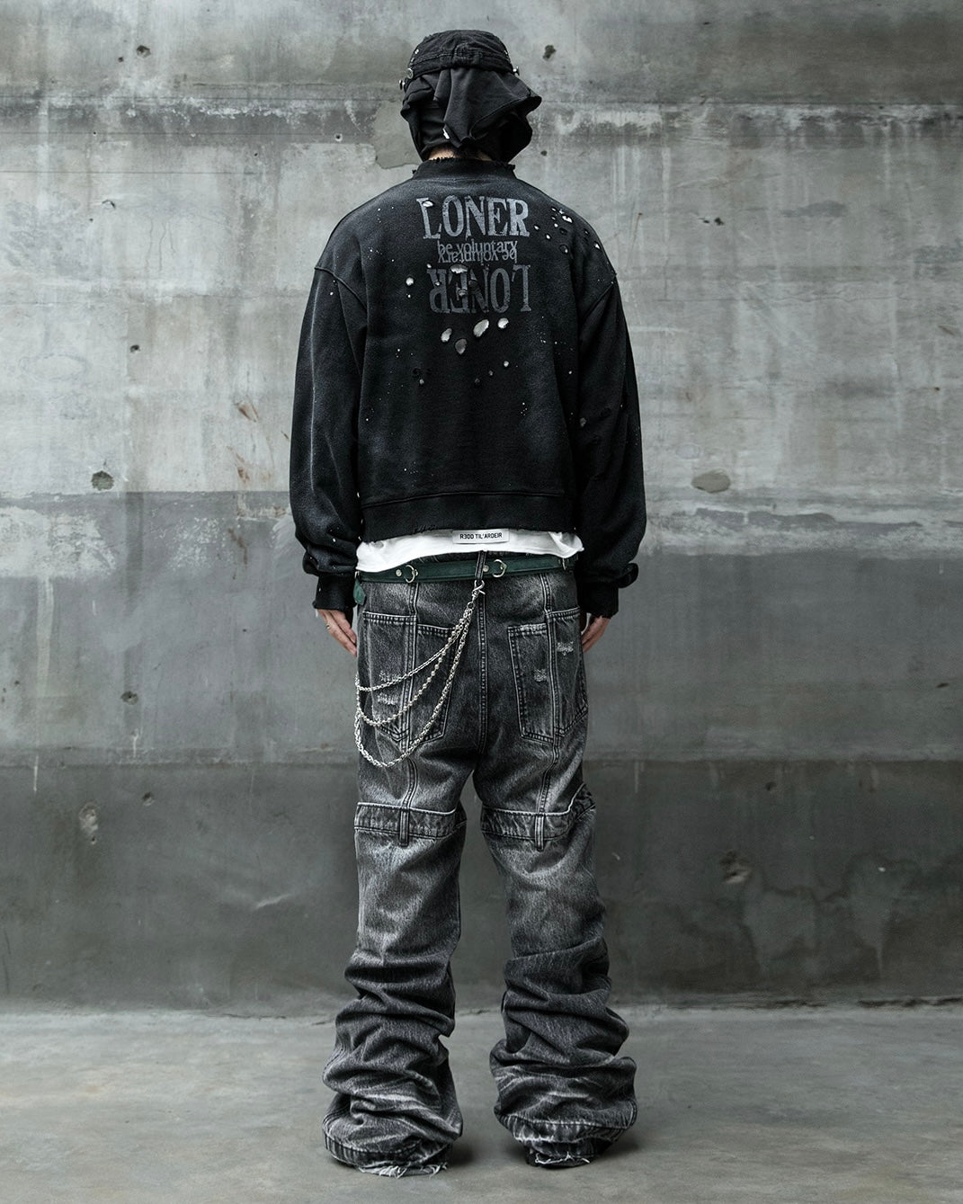 【roaringrad】Cross Damage Sweat Shirt