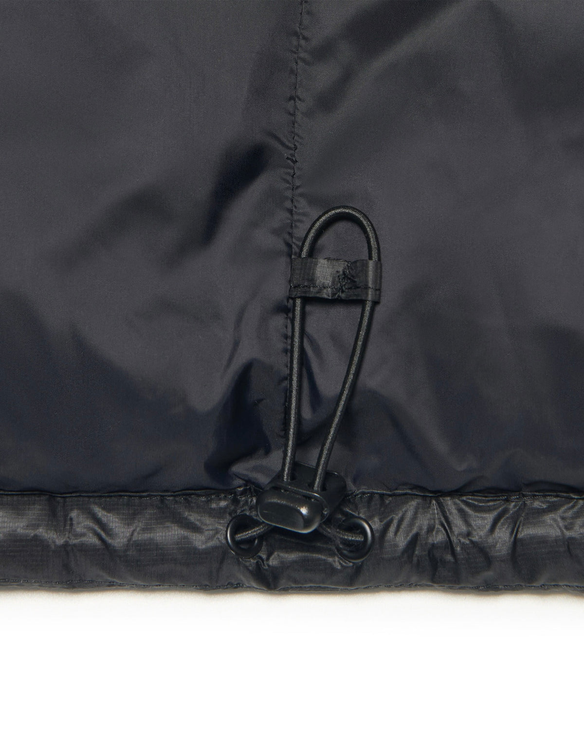 【NOMANUAL】SLANT CROP HOODED DUCK DOWN