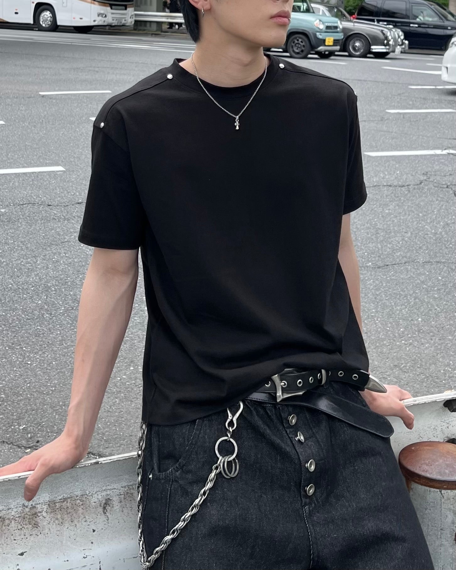大阪店WEB限定受注制【Chikashitsu +】shoulder rivet t-shirt (3color)