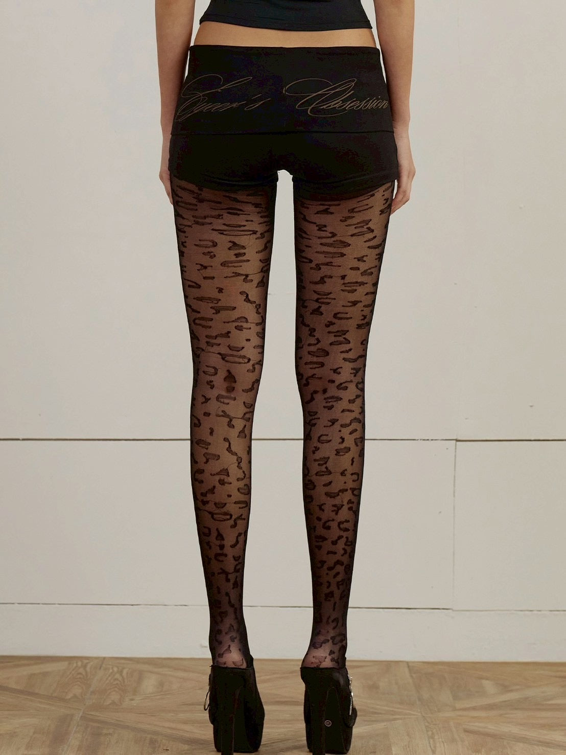 【EYEER】Foldover Waist Short Pants