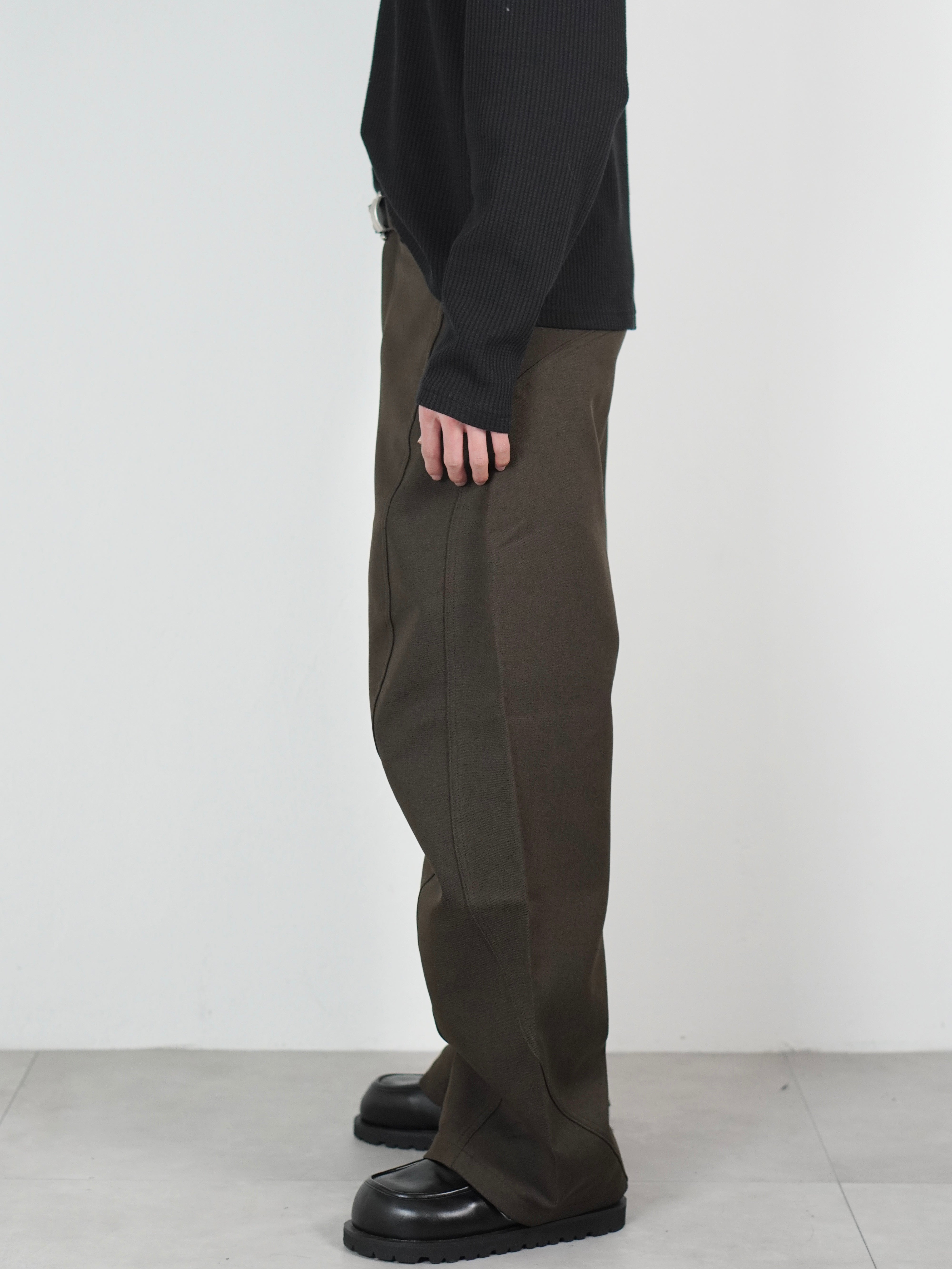 受注制【Chikashitsu +】Curve line wide pants (3color) – PRESSING