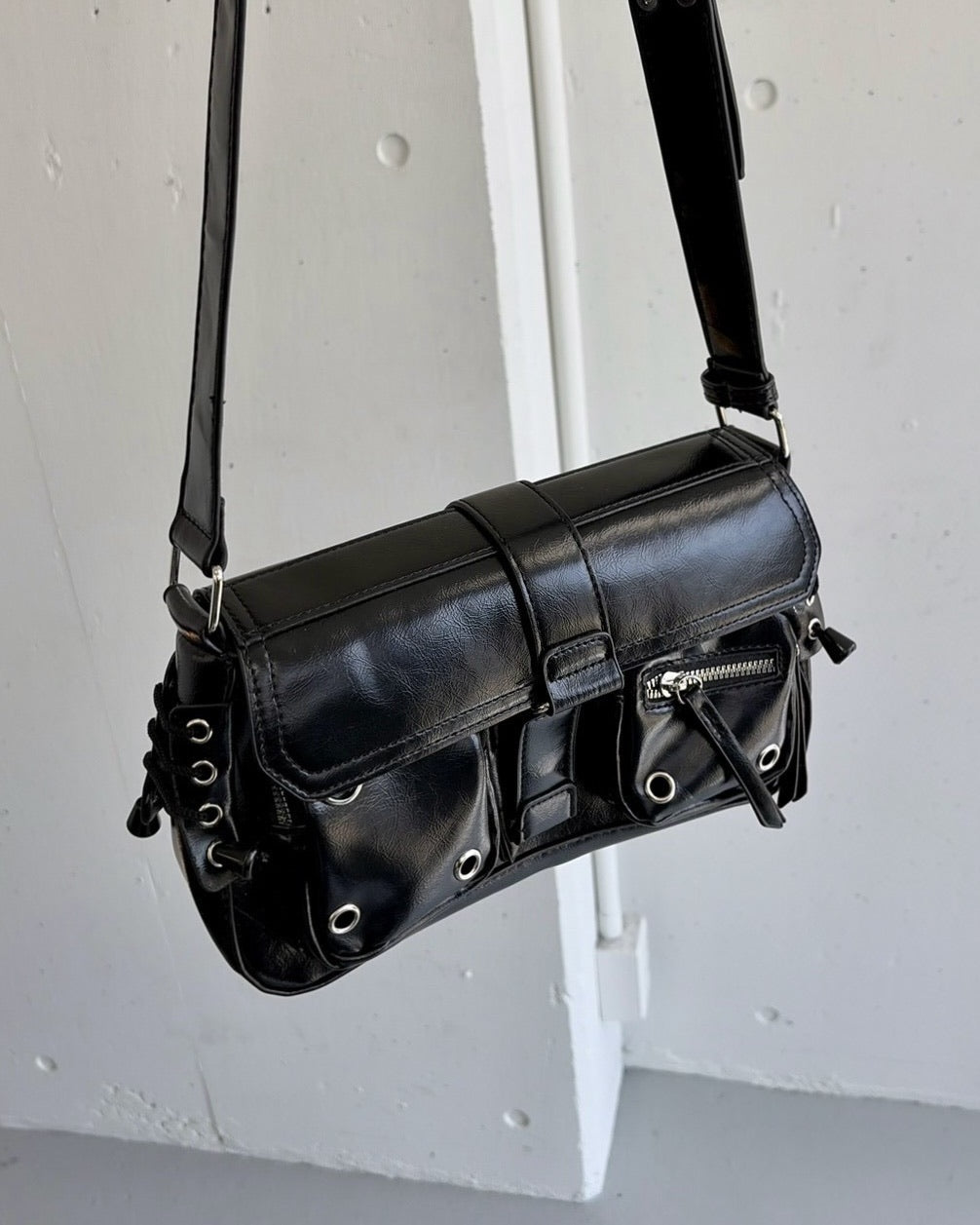 国際配送【LUV CODE】leather shoulder crossbody bag