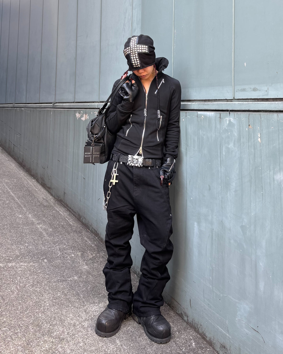 受注制【Never mind the XU】CUTOUT ZIPPER BOOTCUT DENIM (2color)
