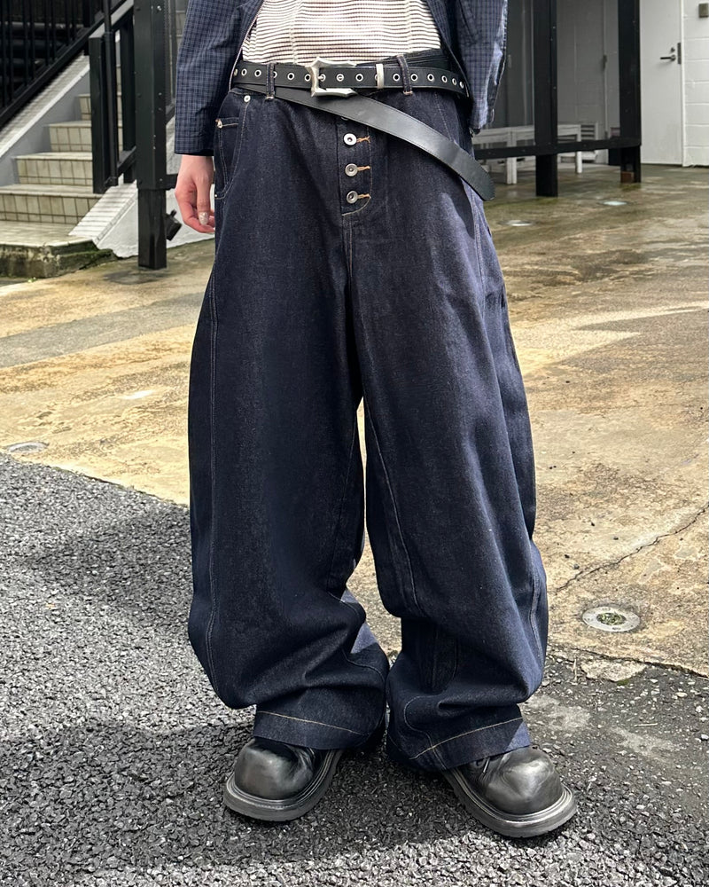 大阪店WEB限定受注制【Chikashitsu +】button fly ballon denim pants (2color)