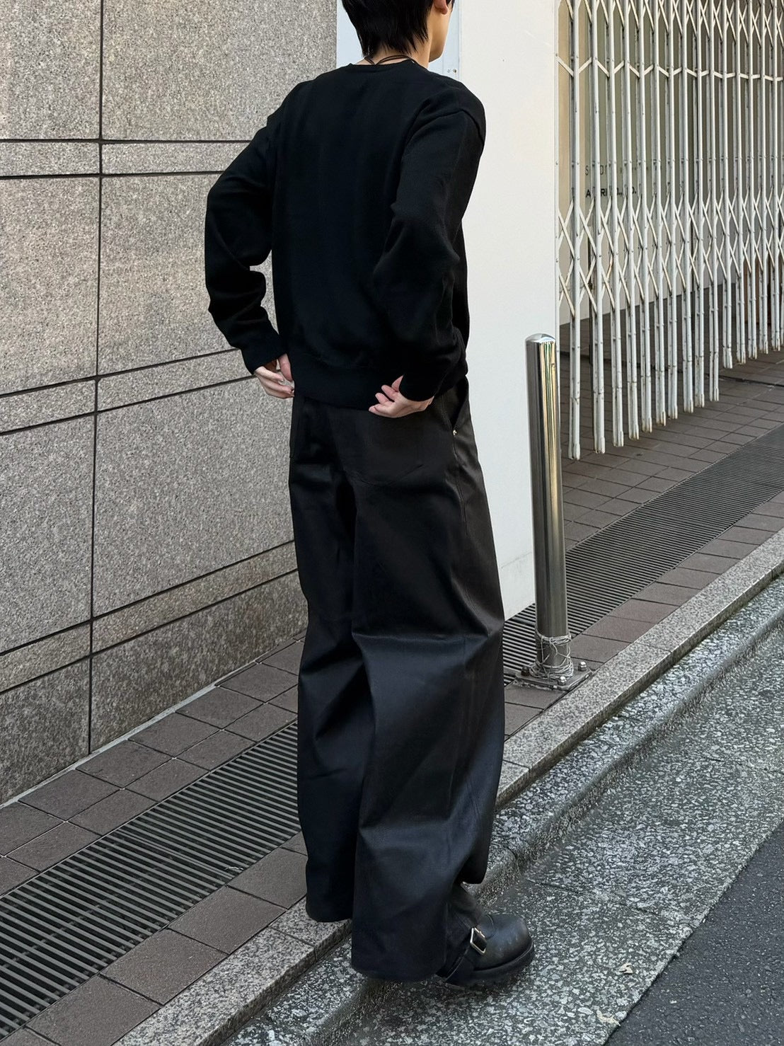 東京店WEB限定【Chikashitsu +】cropped vneck knit (3color)