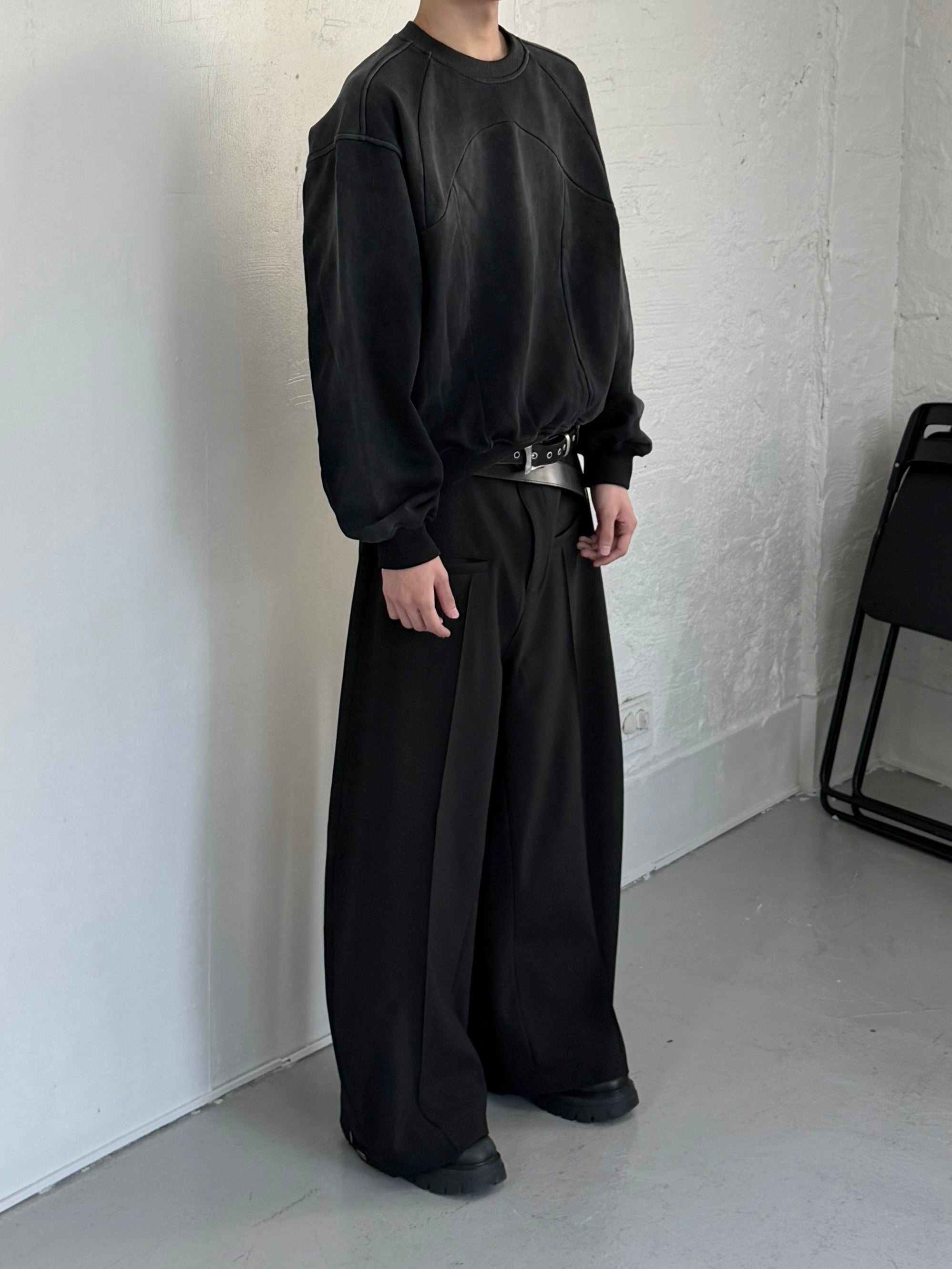 【CHIKASHITSU PLUS HIGH】Urban drape curve slacks