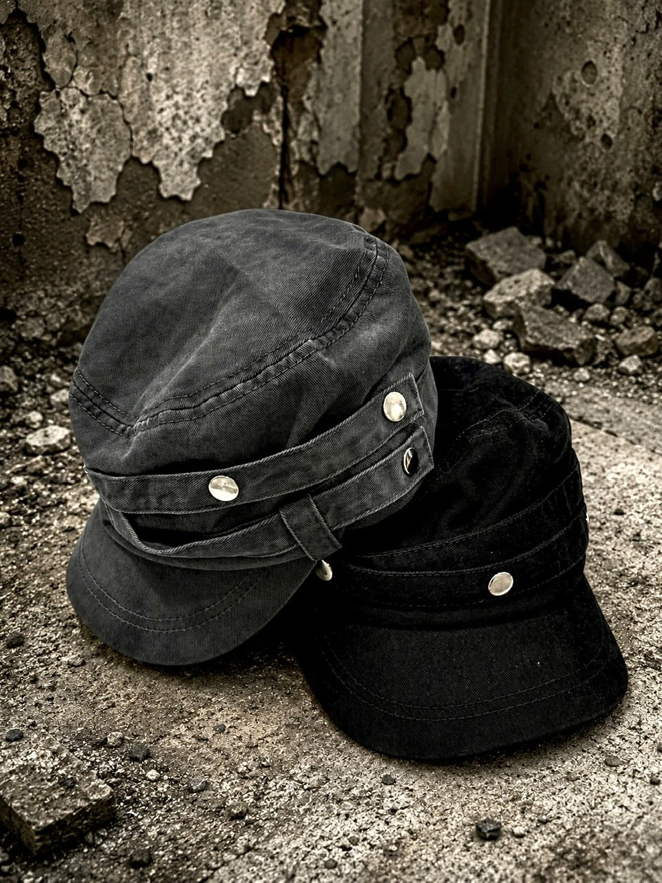 国際配送【Never mind the XU】double belt strap cap (2color)