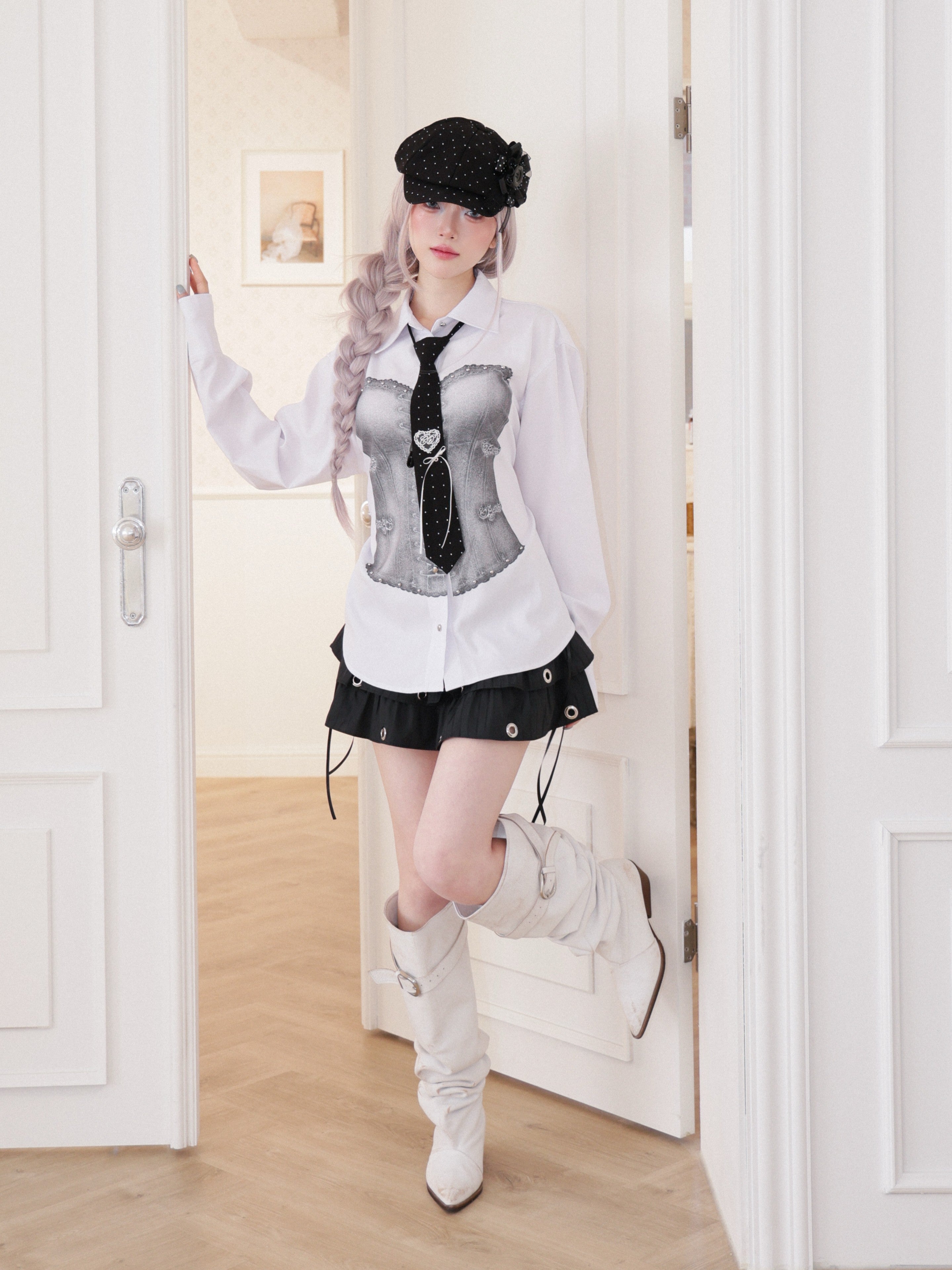 【CHERRYQUIRI】CQ Lace Heart Neck Tie