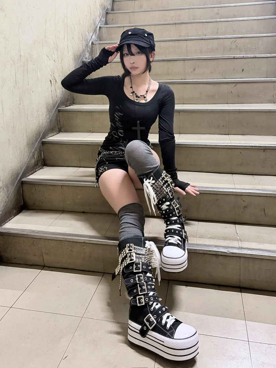 国際配送【Never mind the XU】studs belt platform sneaker boots