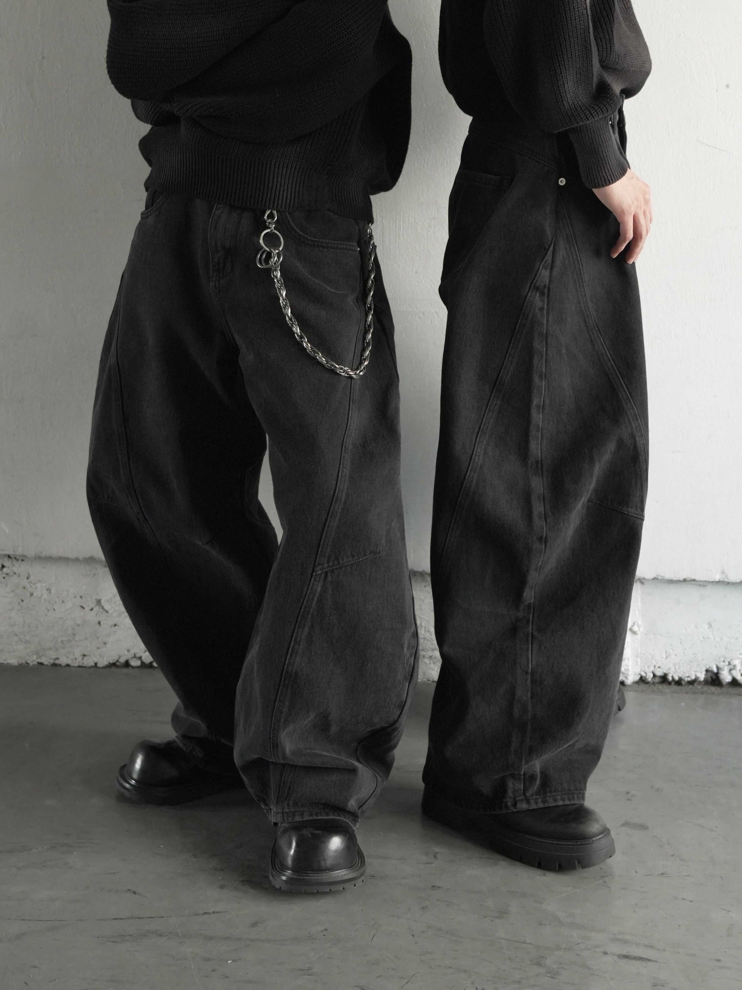 【CHIKASHITSU PLUS HIGH】Barrel leg curve denim pants