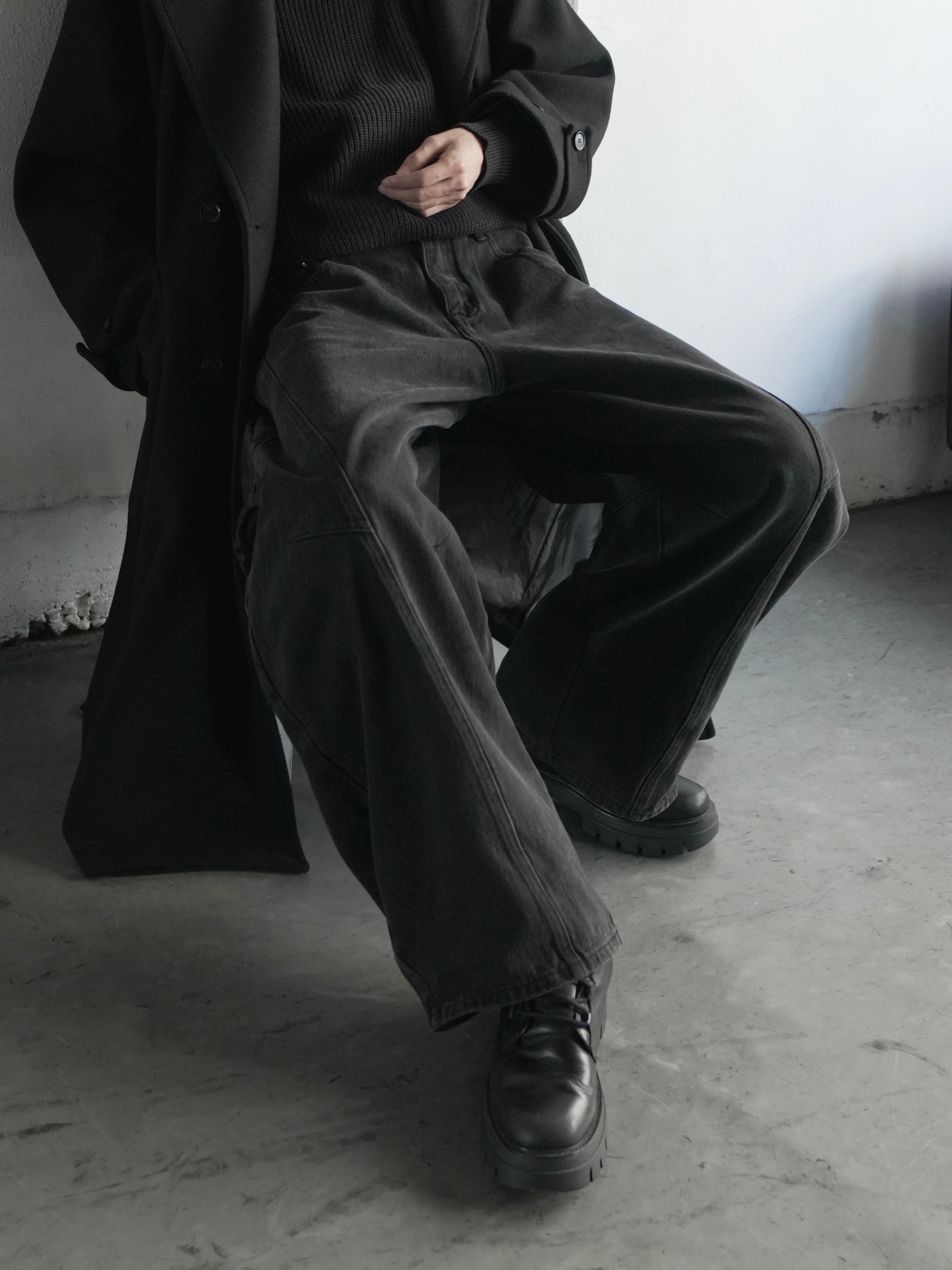 【CHIKASHITSU PLUS HIGH】Barrel leg curve denim pants