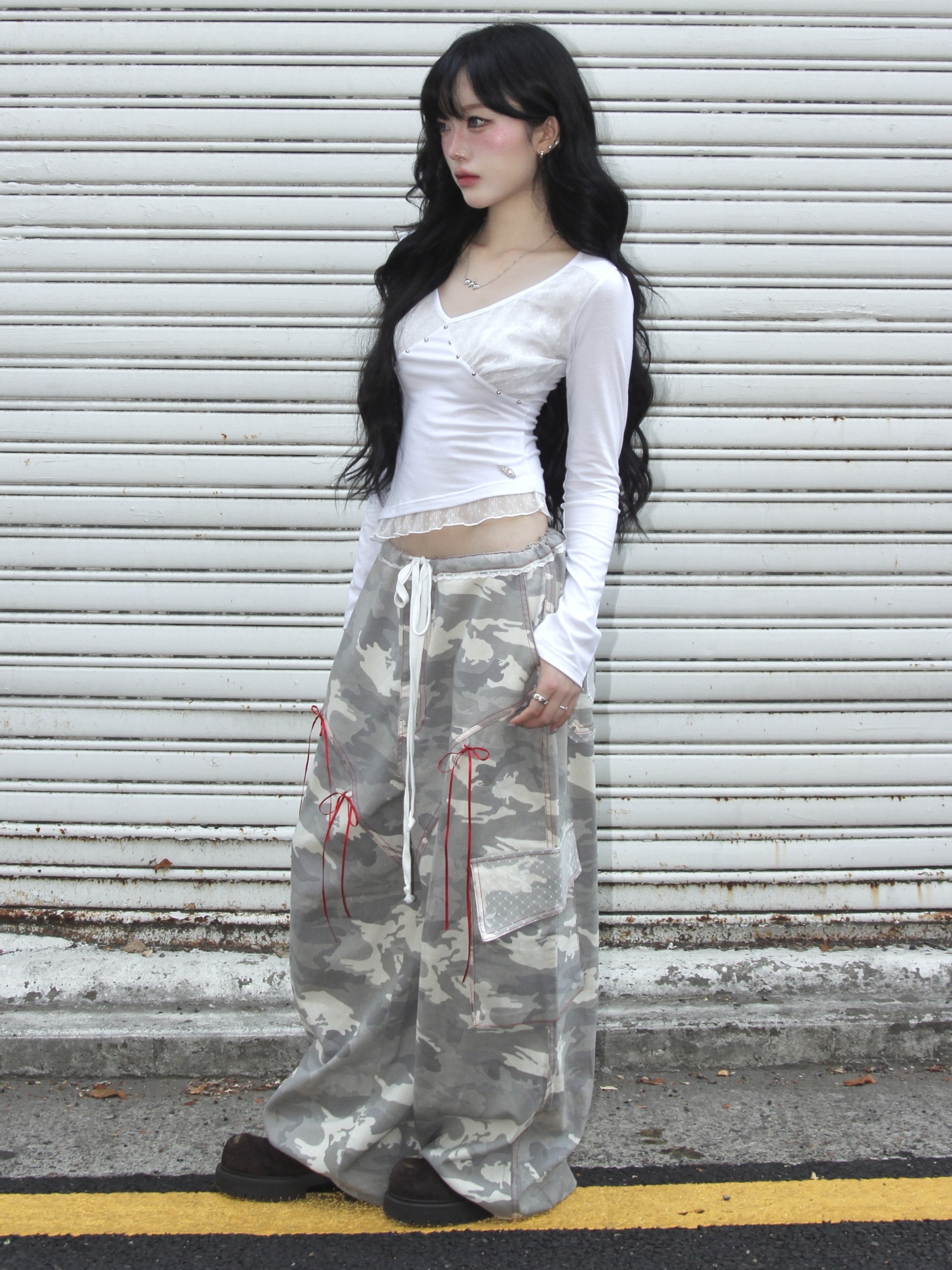 【CHERRYQUIRI】Stud Moon Veil Top