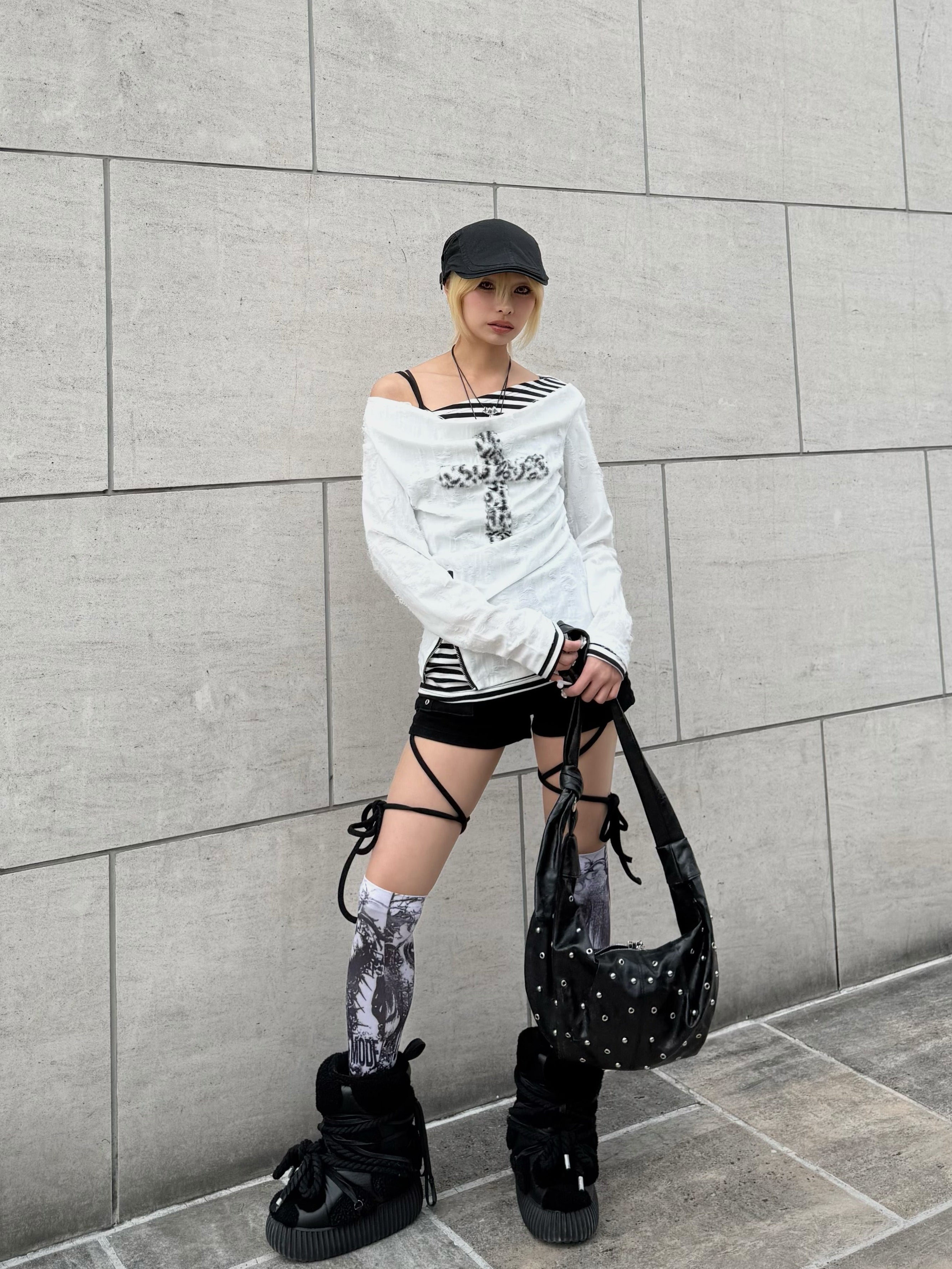【Never mind the XU】layered cross long sleeve (2color)
