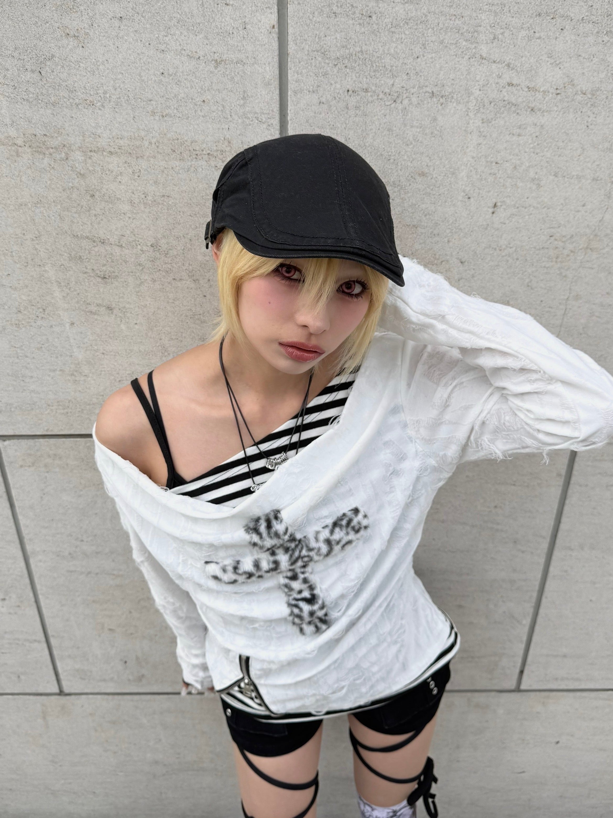 【Never mind the XU】layered cross long sleeve (2color)