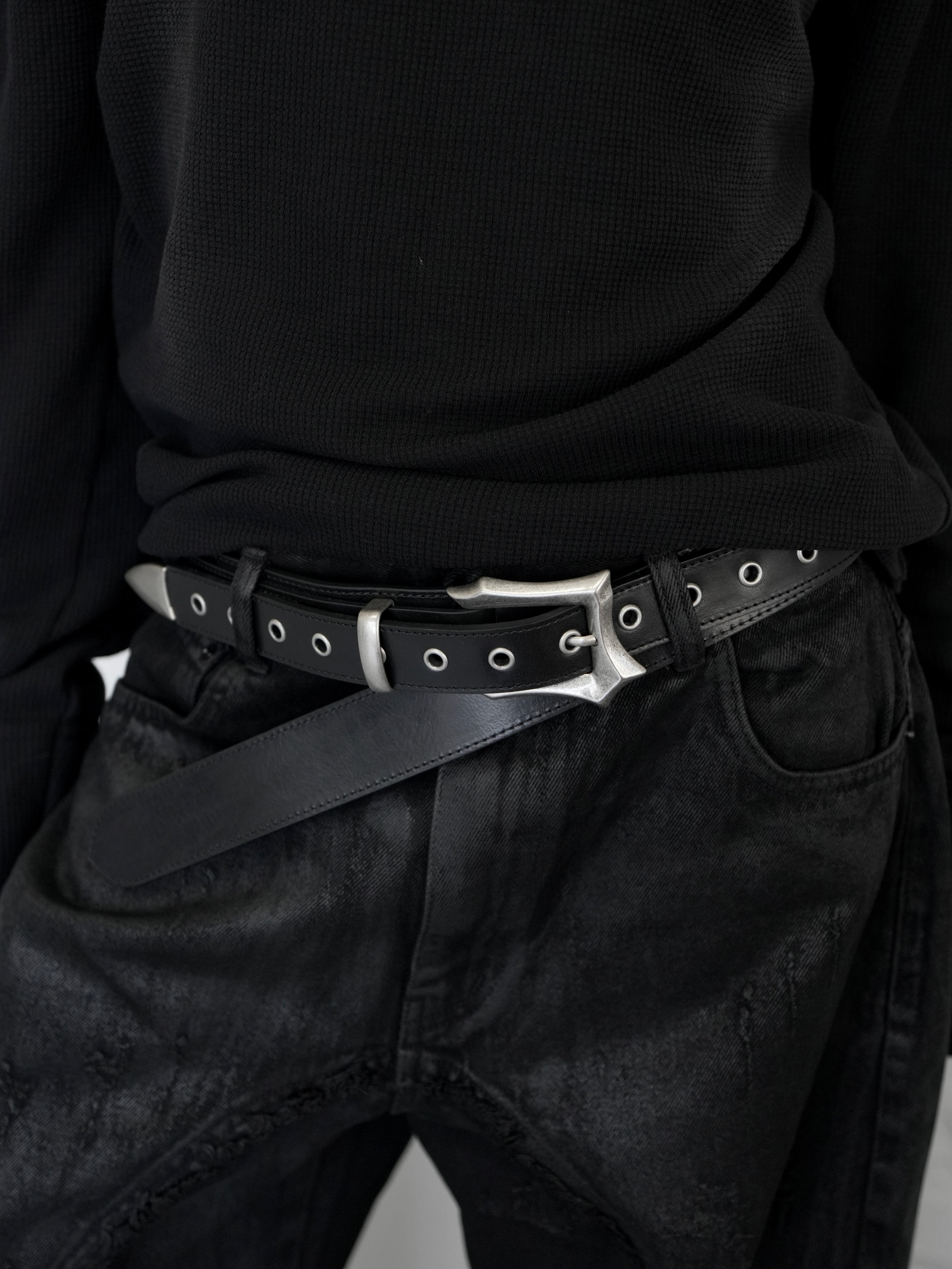 【CHIKASHITSU PLUS HIGH】Layered leather eyelet belt