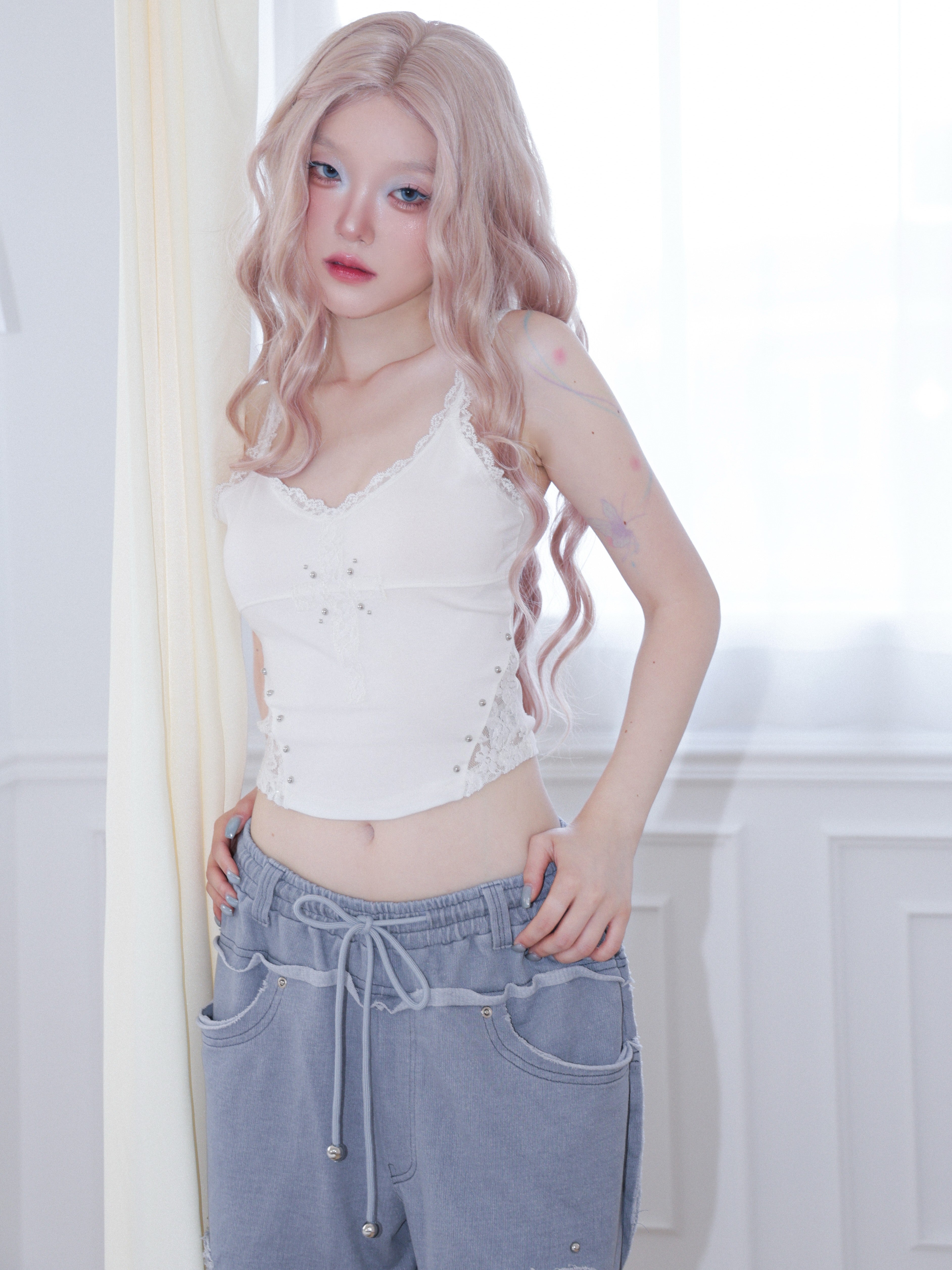 【CHERRYQUIRI】cross patch lace sleeveless