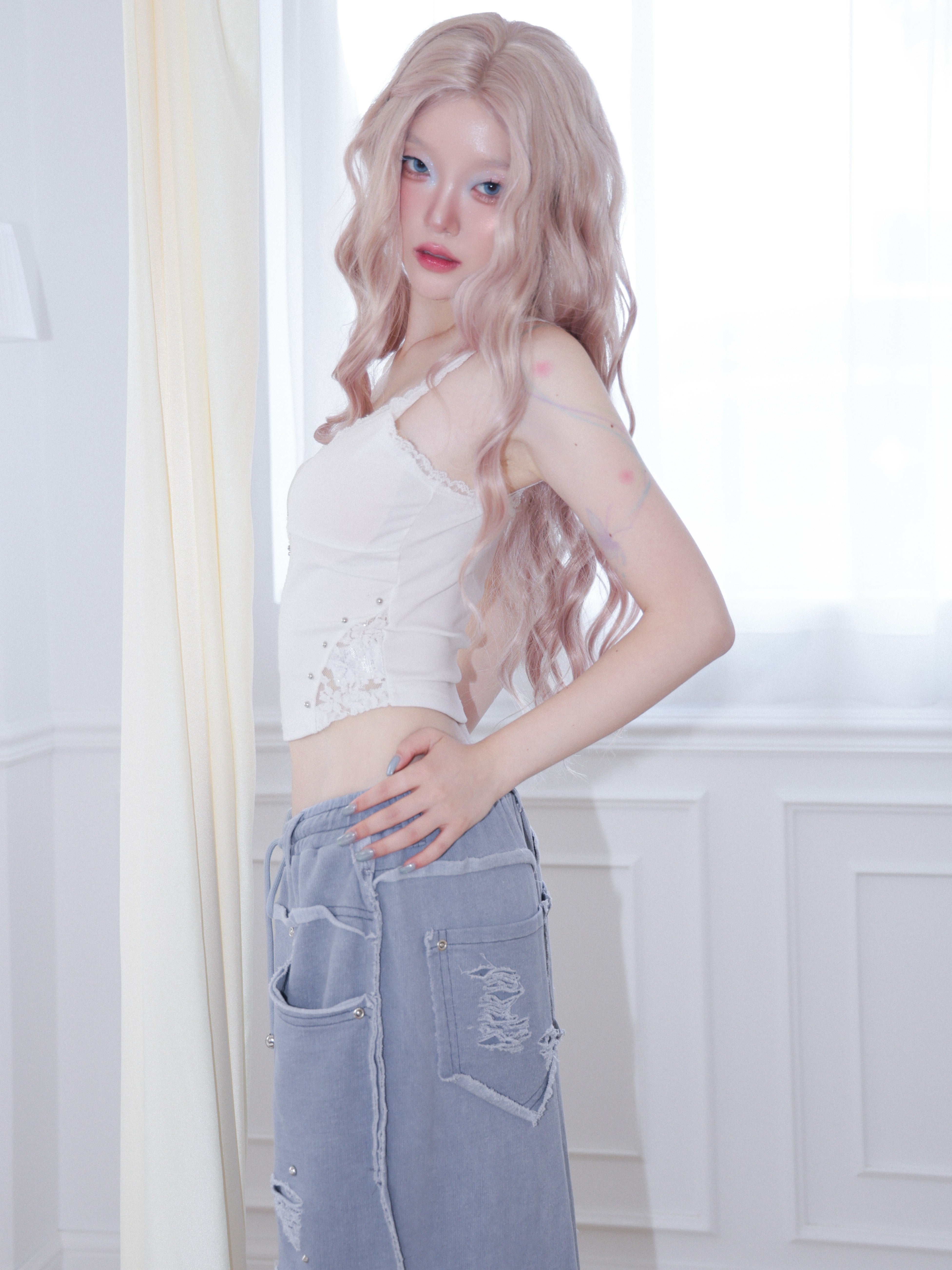 【CHERRYQUIRI】cross patch lace sleeveless