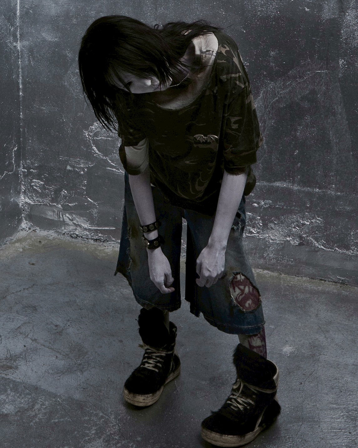 【DEVIL KIM】LAYERED BURNT T-SHIRT