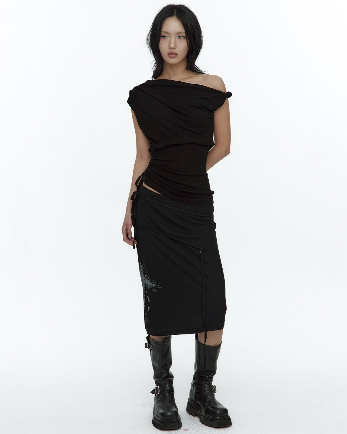【ROUGHNECK】Asymmetric Panel Skirt