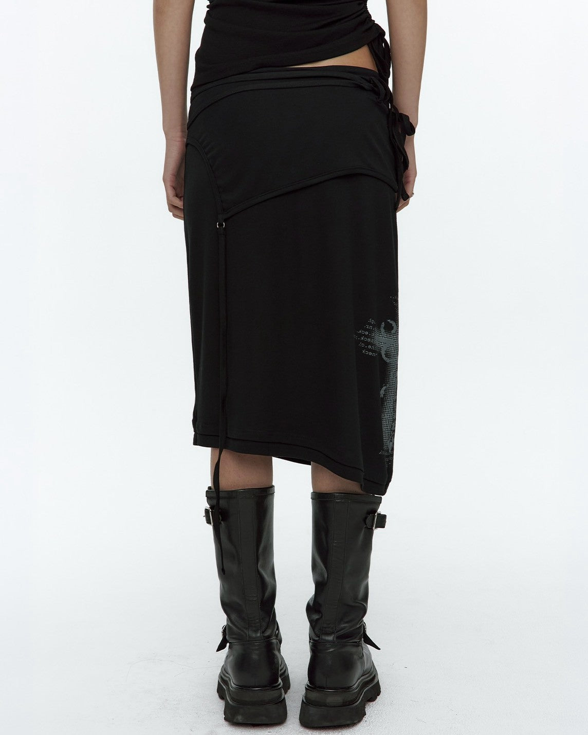 【ROUGHNECK】Asymmetric Panel Skirt