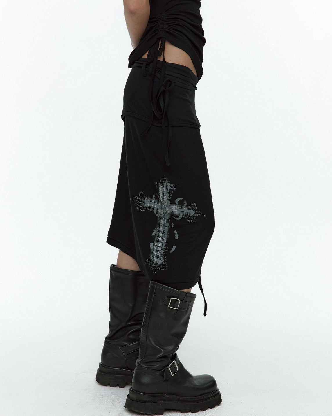 【ROUGHNECK】Asymmetric Panel Skirt