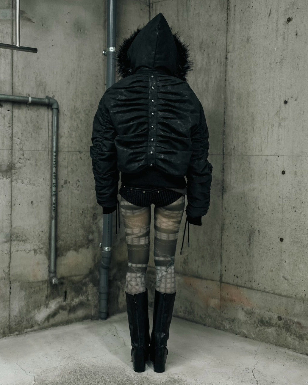 【DIG YOUR OWN GRAVE】SHIRRED FUR MA-1