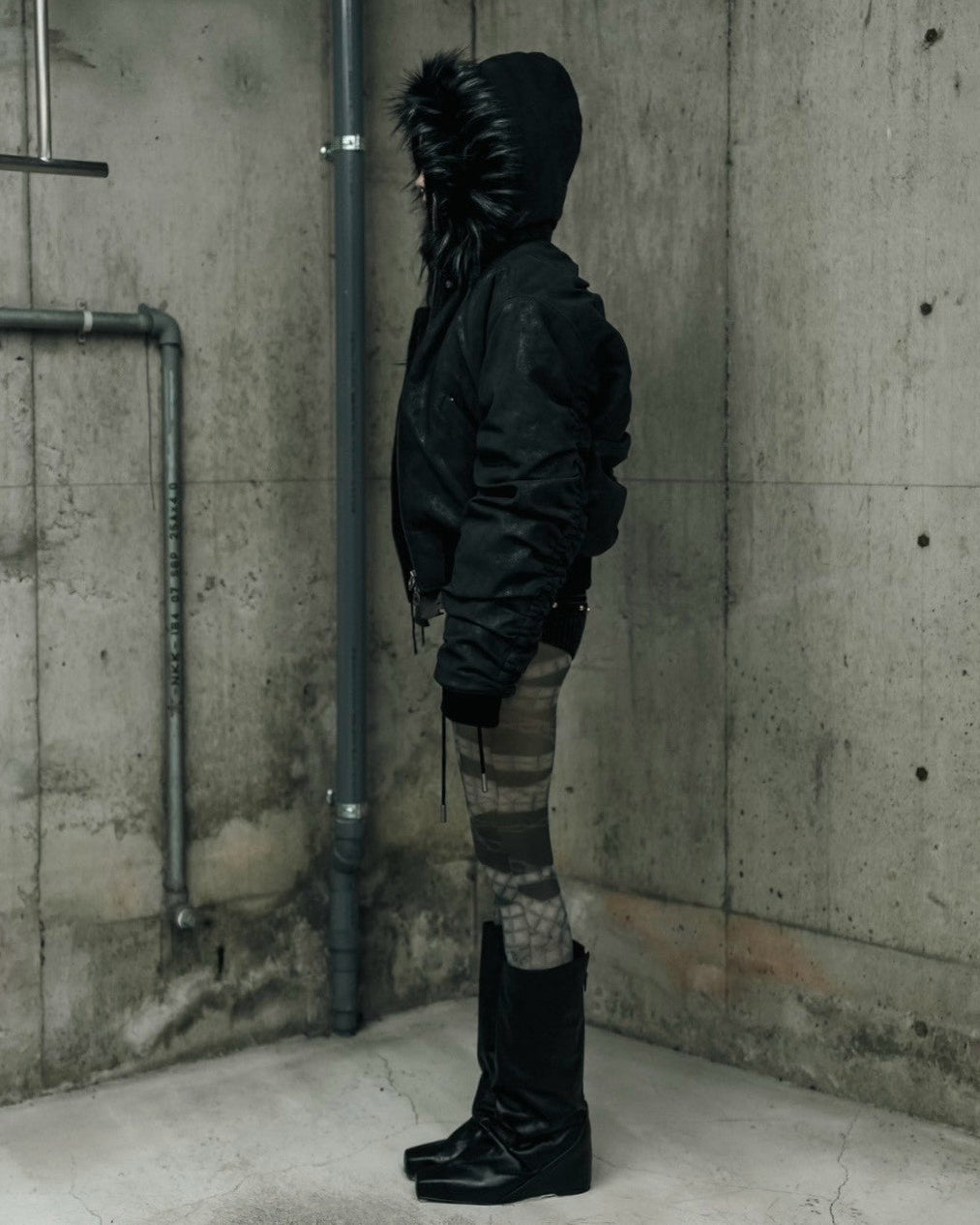 【DIG YOUR OWN GRAVE】SHIRRED FUR MA-1