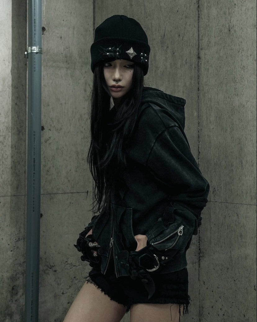 【DIG YOUR OWN GRAVE】SHADOW CREST BEANIE