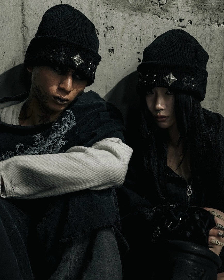 【DIG YOUR OWN GRAVE】SHADOW CREST BEANIE
