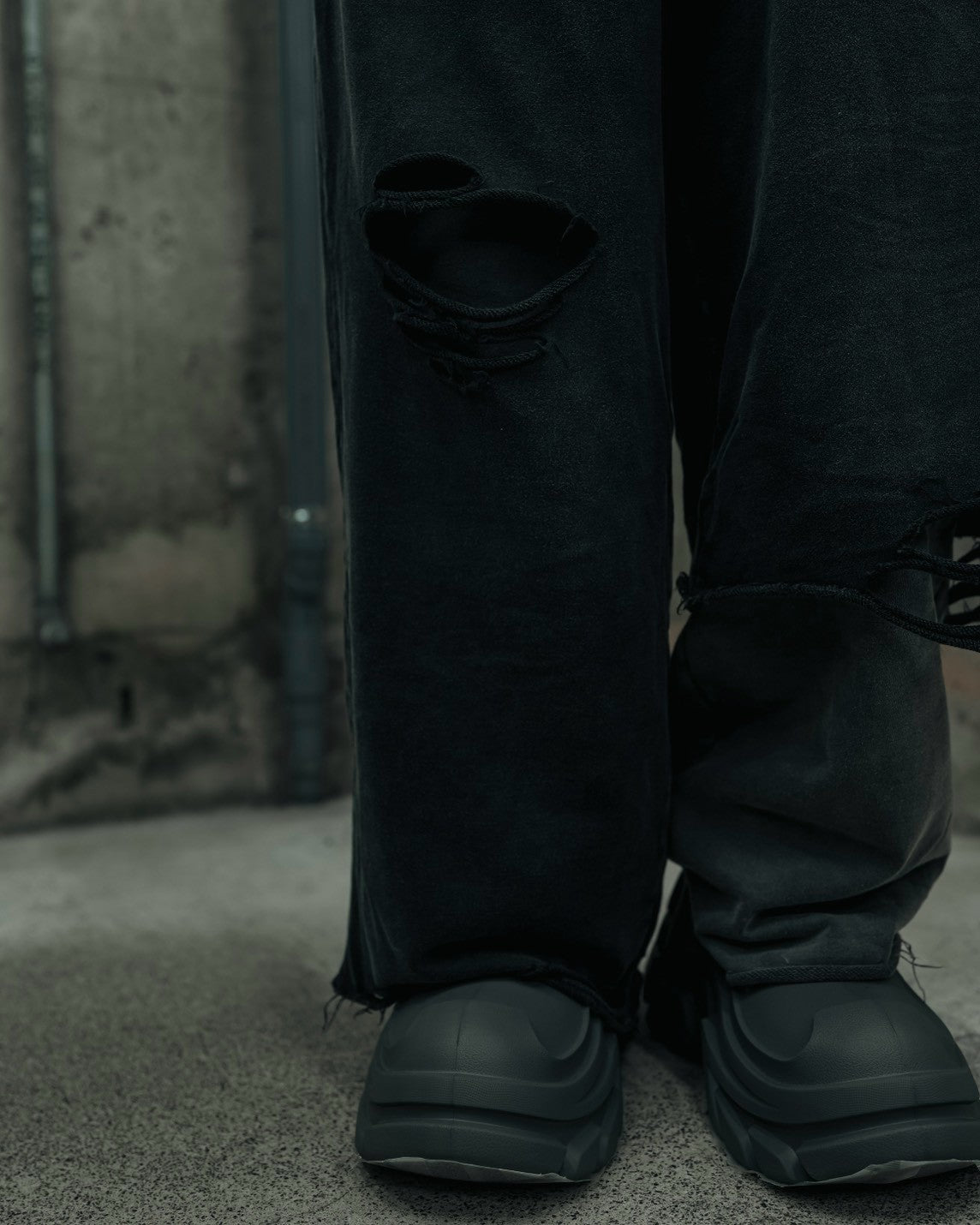 【DIG YOUR OWN GRAVE】TRIBAL CROSS LAYERED PANTS