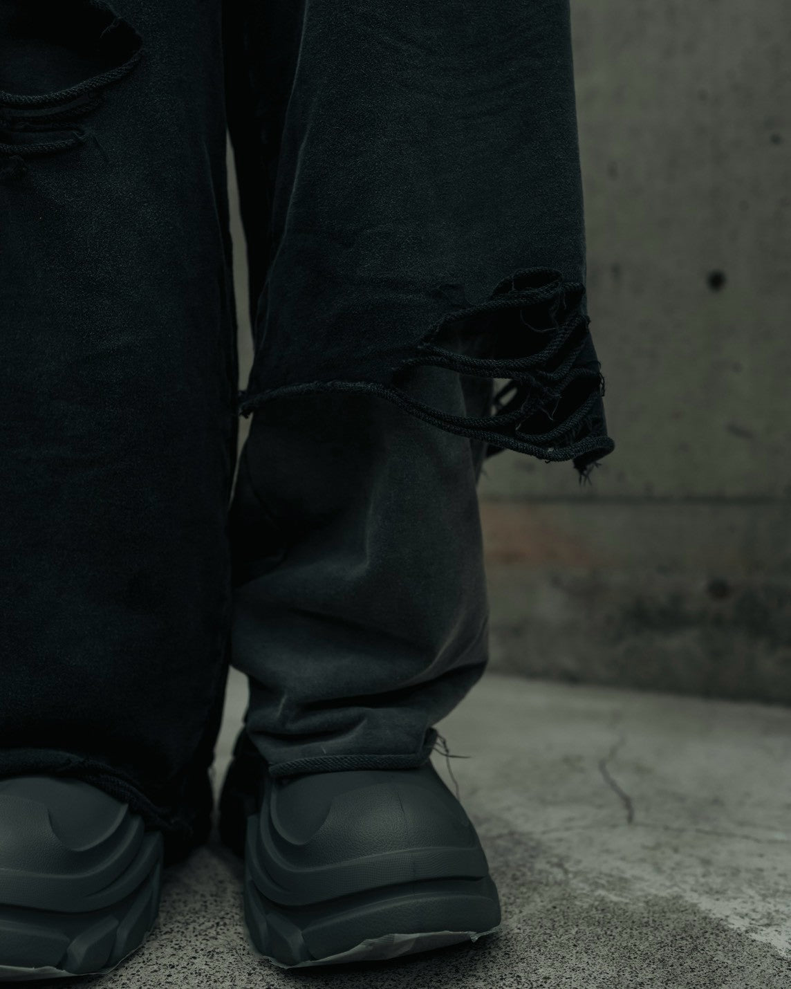 【DIG YOUR OWN GRAVE】TRIBAL CROSS LAYERED PANTS