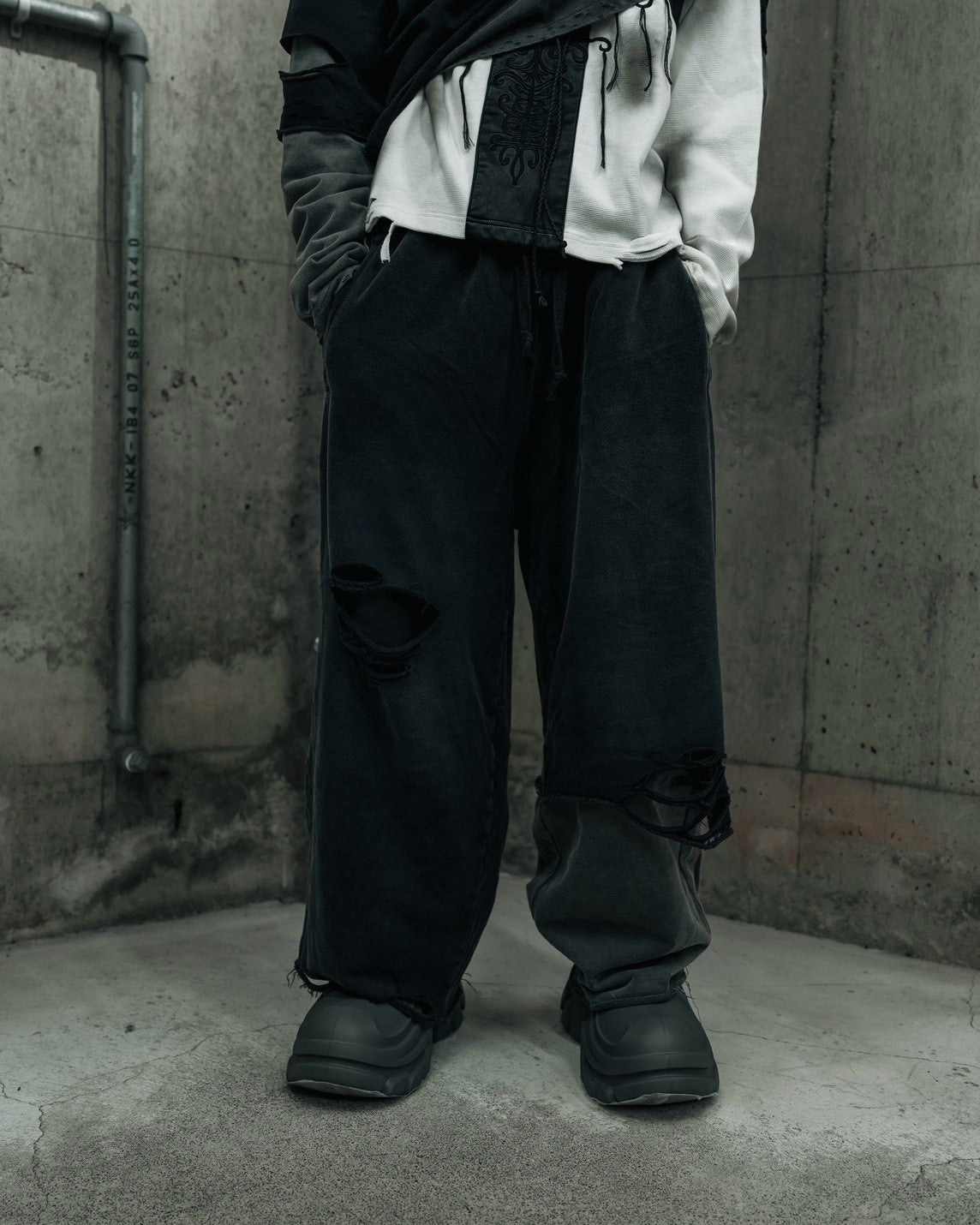 【DIG YOUR OWN GRAVE】TRIBAL CROSS LAYERED PANTS