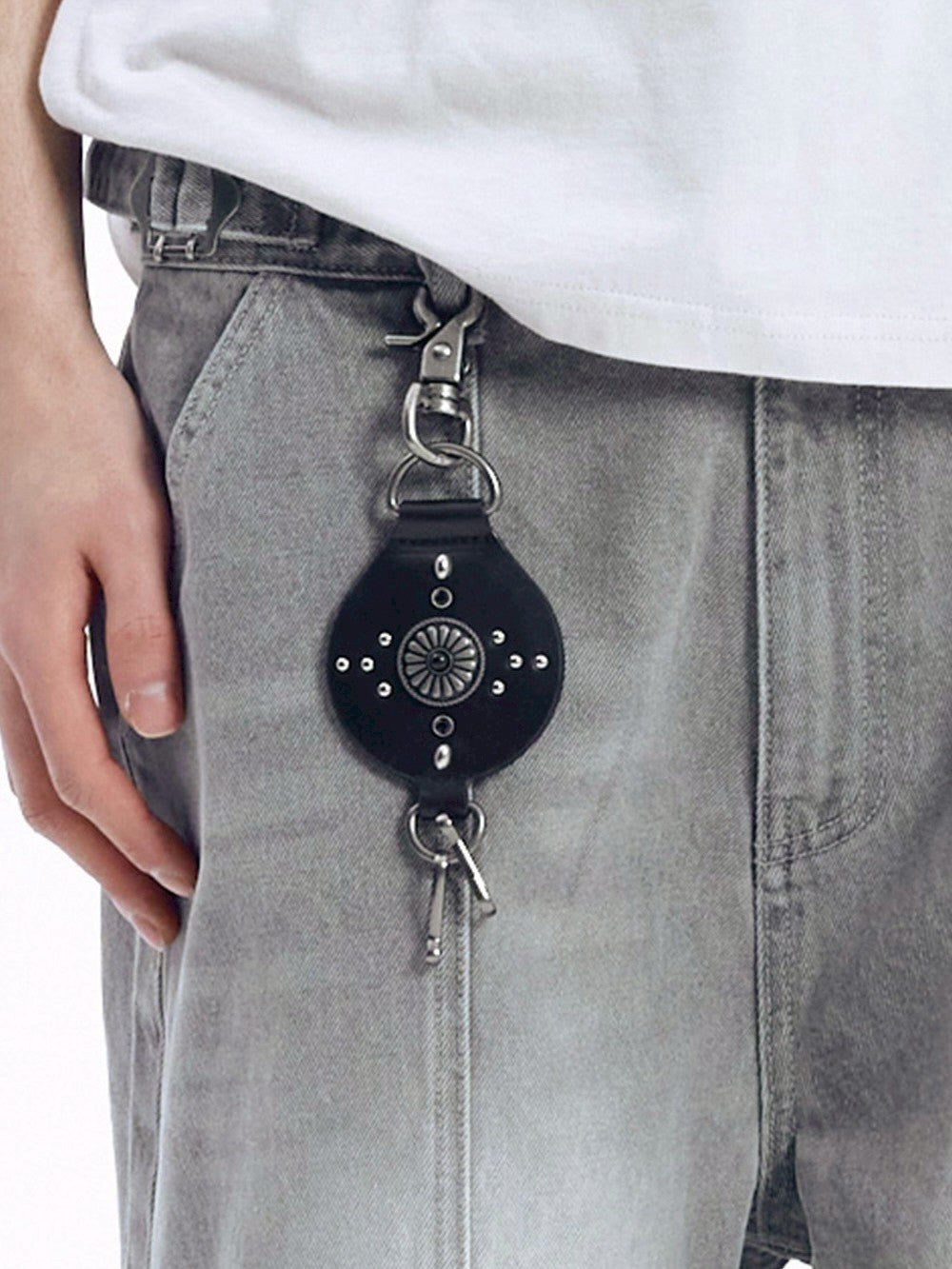 【AAKAM】Gem Studded Keyring