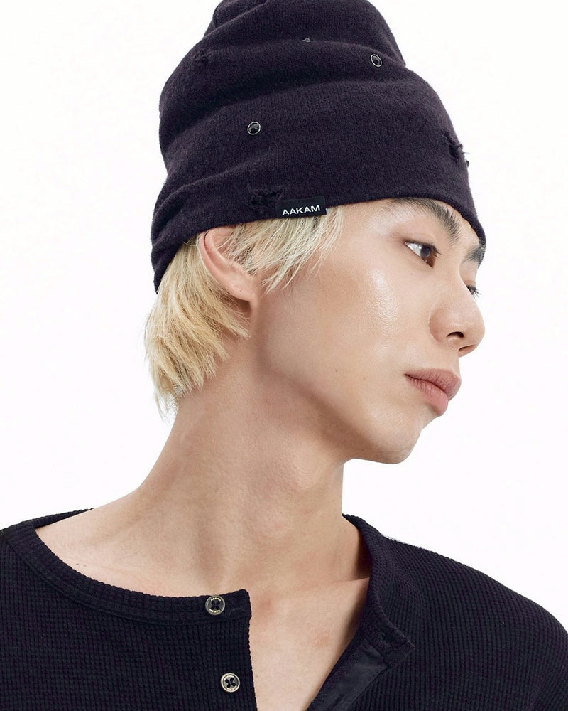 【AAKAM】Rhinestone Damaged Long Beanie