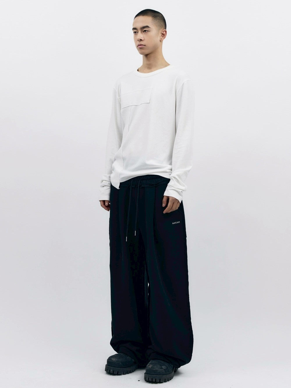 【AAKAM】Cross Patch Long Sleeve