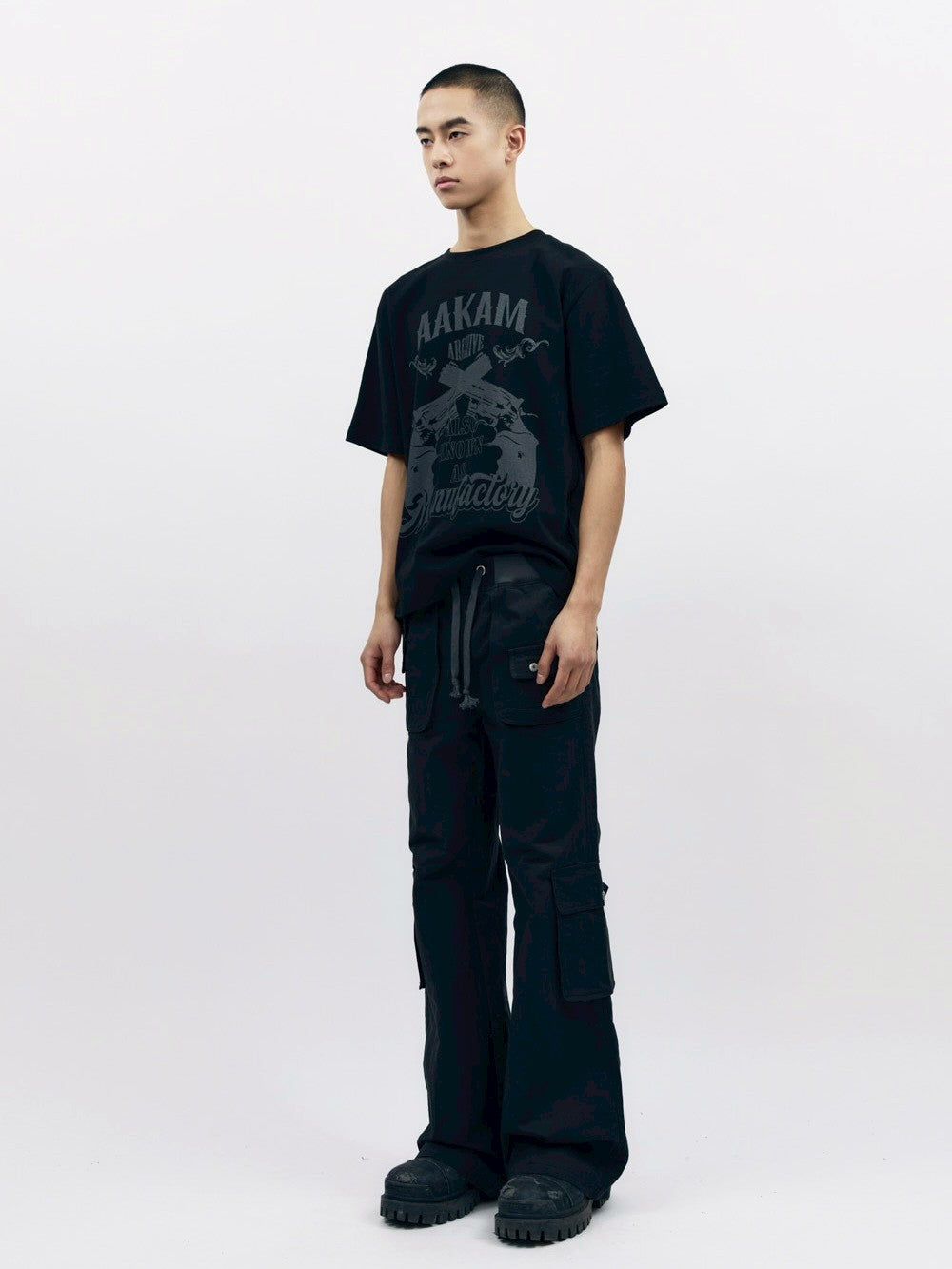 【AAKAM】Gun Lettering Half Top