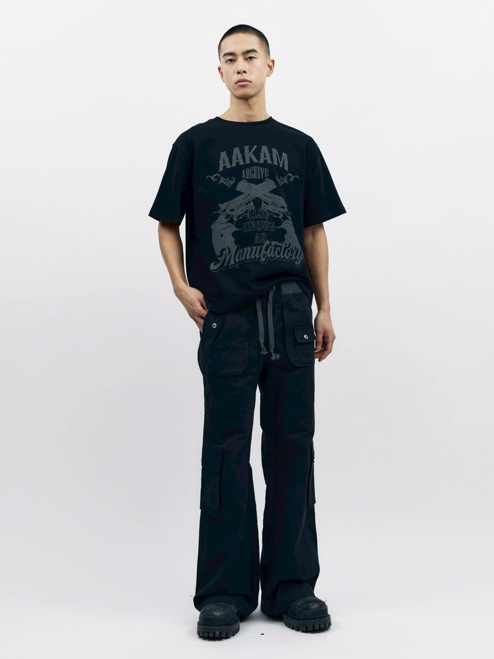 【AAKAM】Gun Lettering Half Top