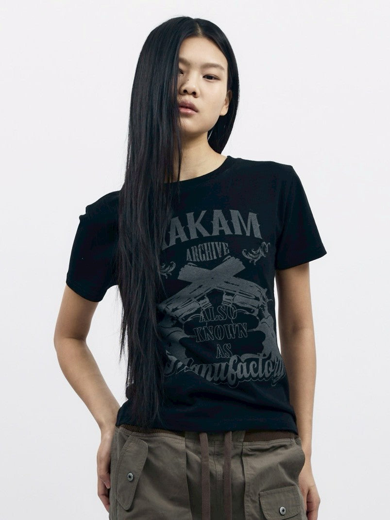 【AAKAM】Gun Lettering Half Top