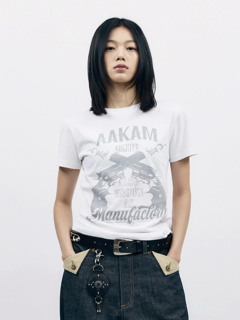 【AAKAM】Gun Lettering Half Top
