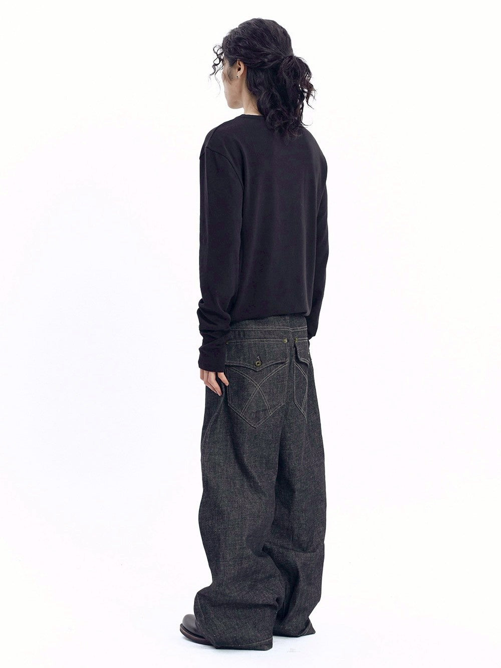 【AAKAM】Cross Patch Long Sleeve