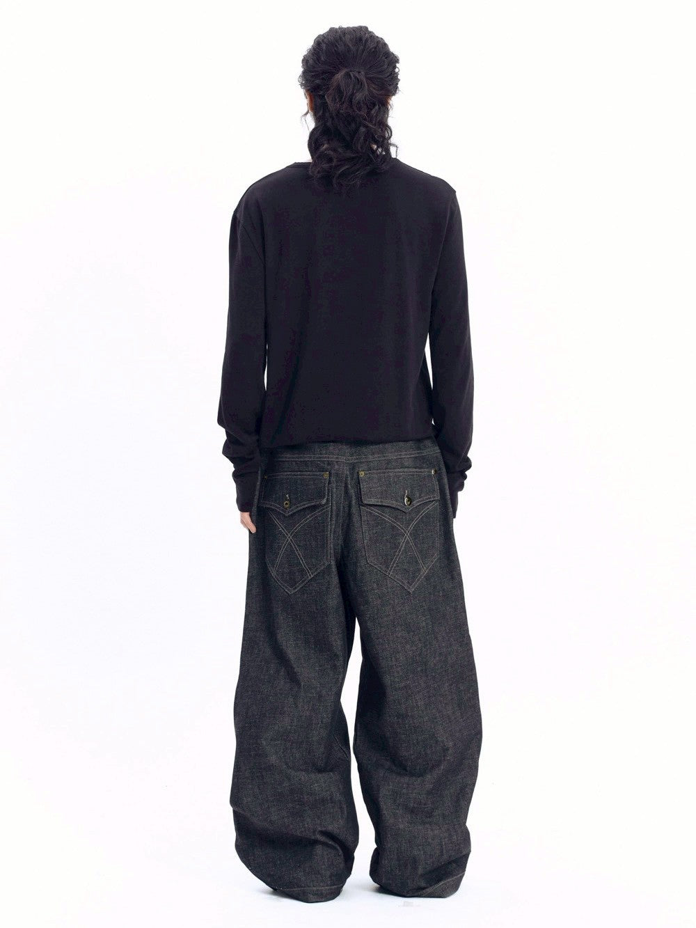 【AAKAM】Cross Patch Long Sleeve