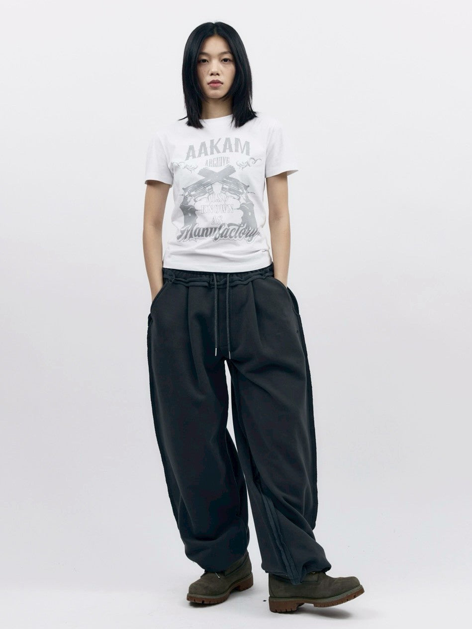 【AAKAM】Gun Lettering Half Top