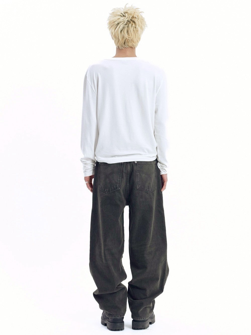 【AAKAM】Cross Patch Long Sleeve