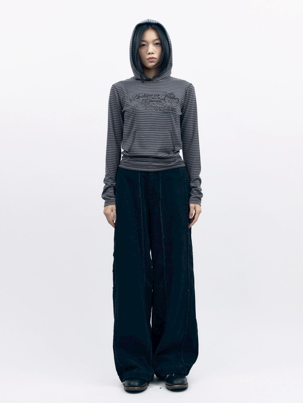【AAKAM】Linear Pattern Hooded Long Sleeve