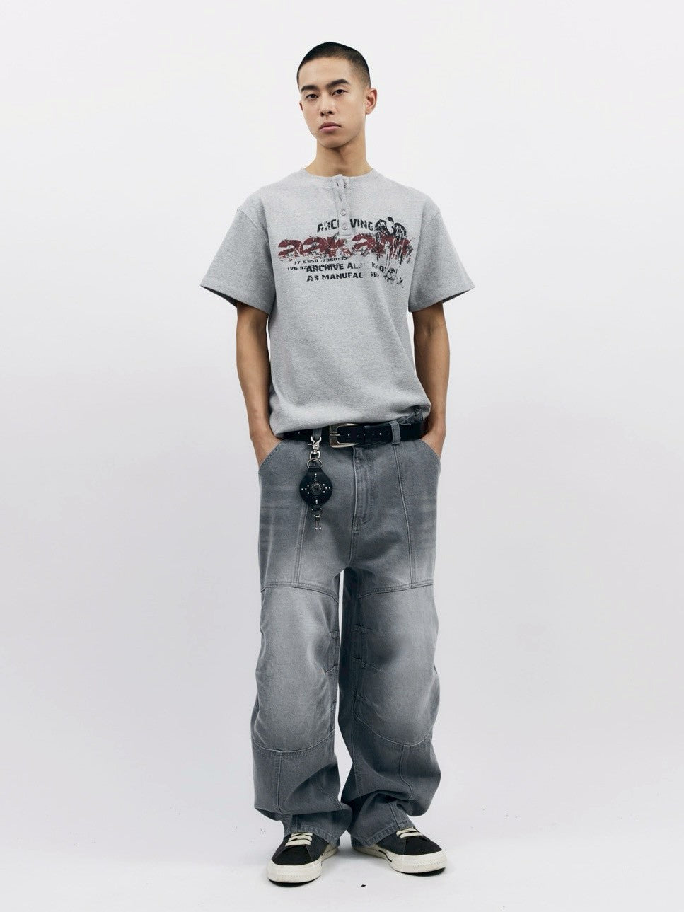 【AAKAM】Crack Henley Neck Half Top