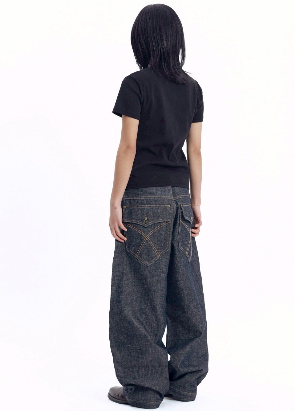 【AAKAM】Crack Henley Neck Half Top